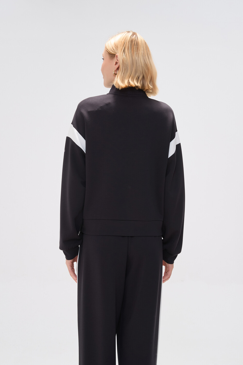 Campera Deportiva Raquelle 612 Estampado 1