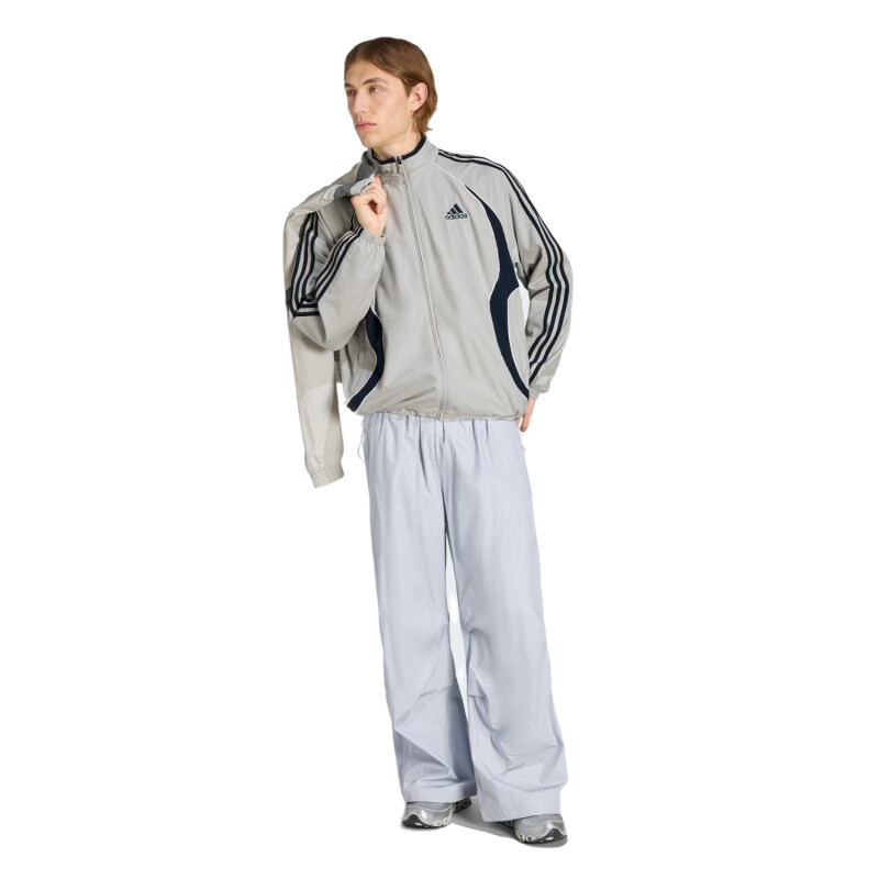 Campera Adidas Teamgeist - Gris Campera Adidas Teamgeist - Gris