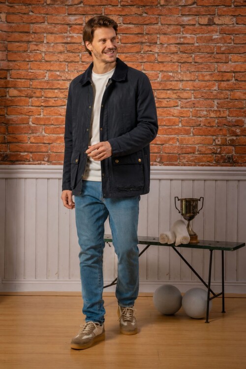 Campera Scotish Waxed Azul marino