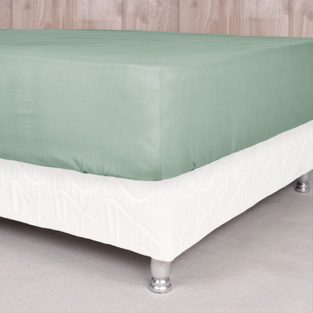 Sábana ajustable 200 hilos Basic Color Verde (Altura del Colchón: 30 cm) King