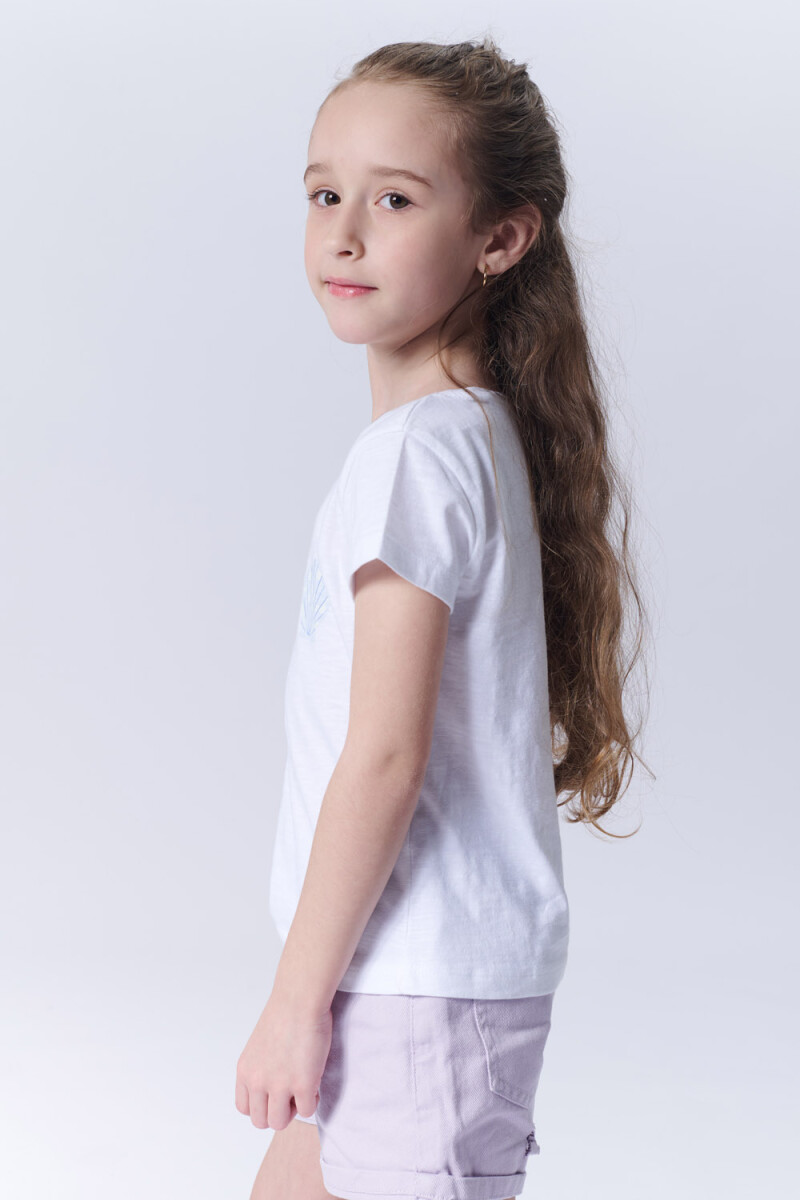 Remera Manga Corta Slub Estampa Pez Blanca