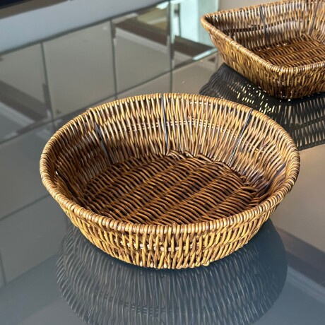Canasta De Rattan Sintético Circular Alto 7cm x Ø 25cm Canasta De Rattan Sintético Circular Alto 7cm x Ø 25cm
