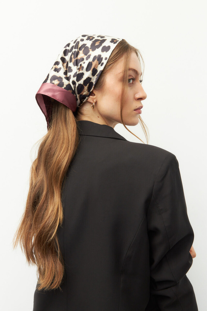 PAÑUELO ODDA Animal Print