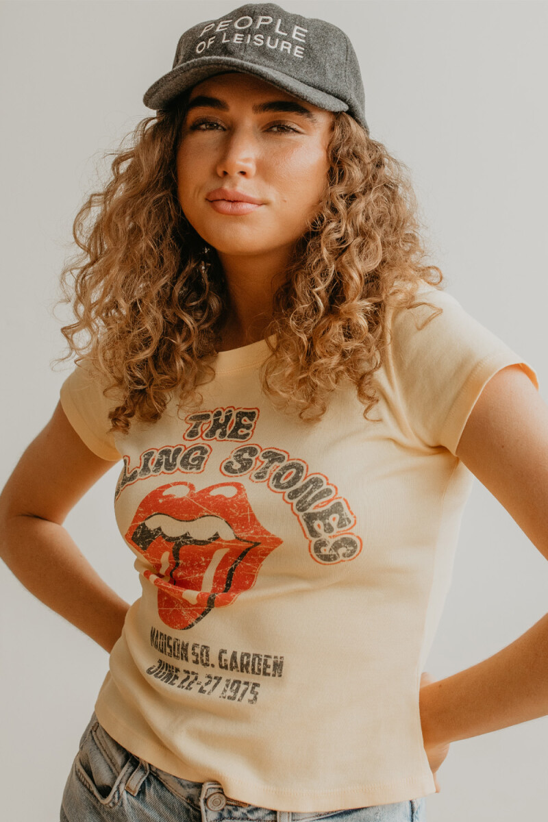 REMERA Amarillo