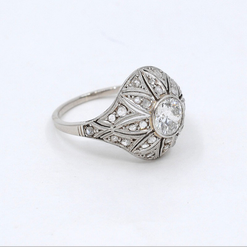 Anillo Antiguo En Oro18K, Brillantes Y Diamantes Anillo Antiguo En Oro18K, Brillantes Y Diamantes