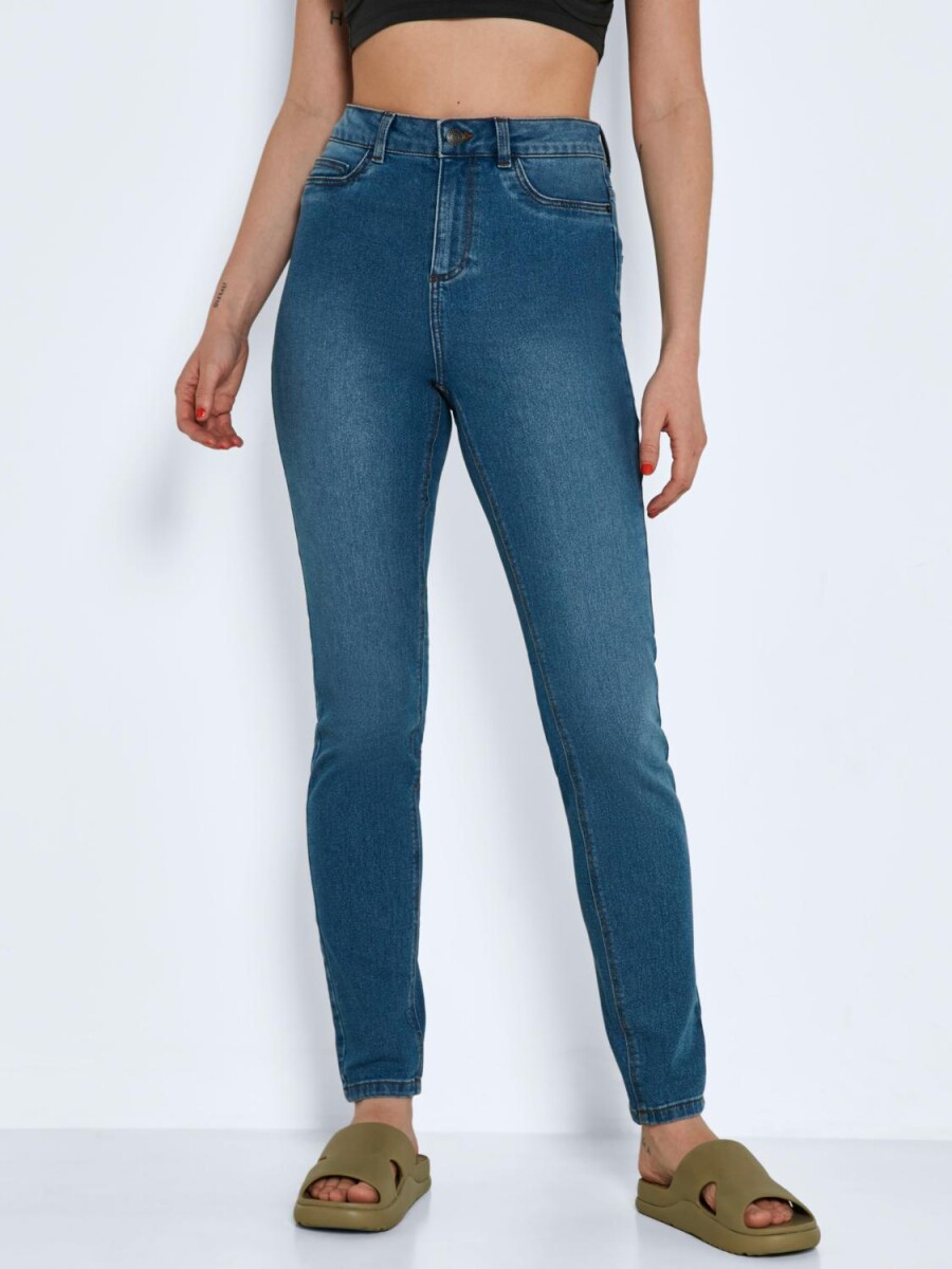 Jeans Gaga Skinny Tiro Medio - Light Blue Denim 