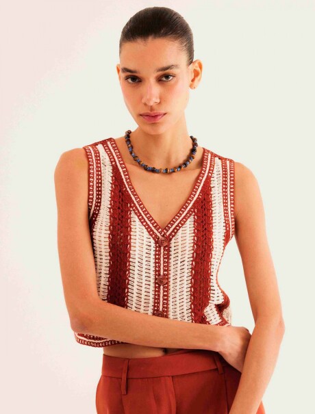 CHALECO DE PUNTO CON BOTONES ROJO