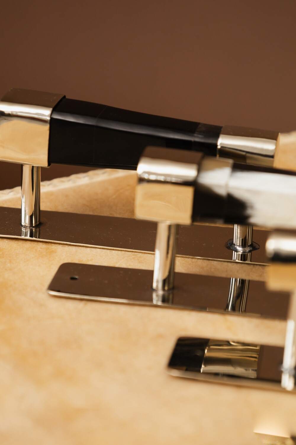 Multi Horn Handle Negro