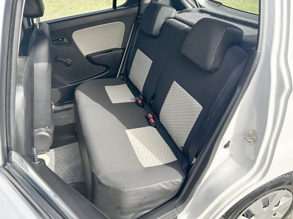 Suzuki Alto STD 800 2022| Permuta / Financia Suzuki Alto STD 800 2022| Permuta / Financia