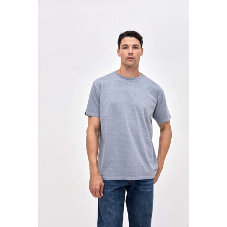 Remera Scotland Topo