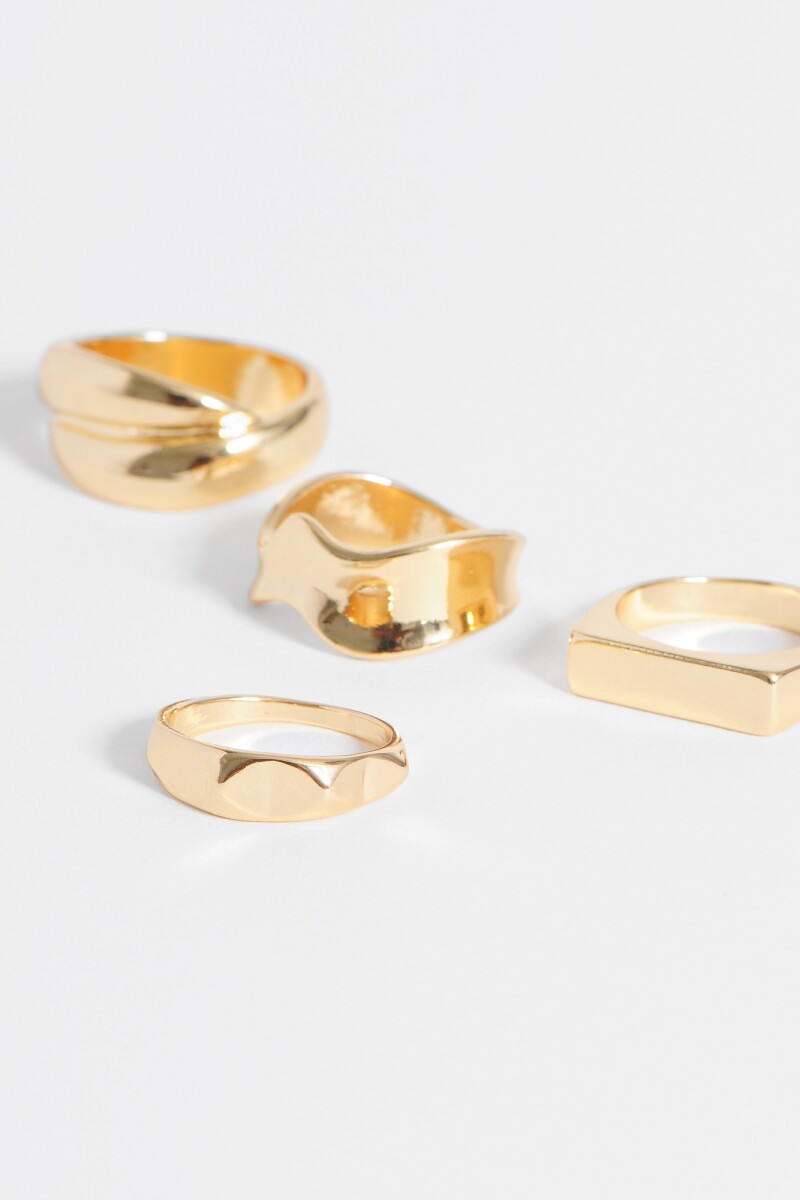 Set de anillos metal texturizado dorado
