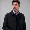 Gabardina impermeable Negro