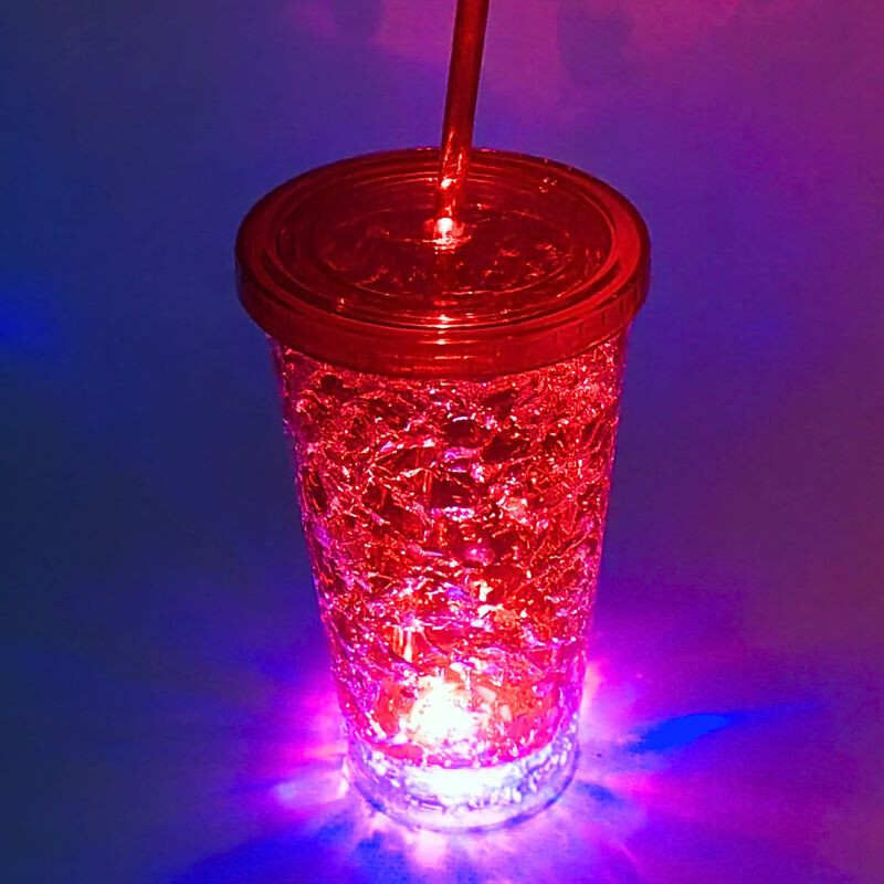 Vaso Craquelado con Luz Rojo