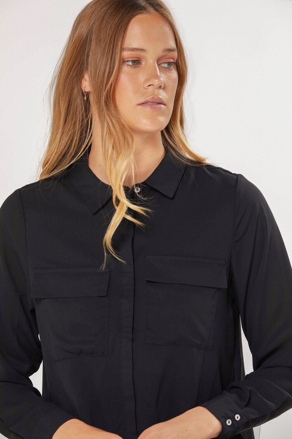 CAMISA CLÁSICA Negro