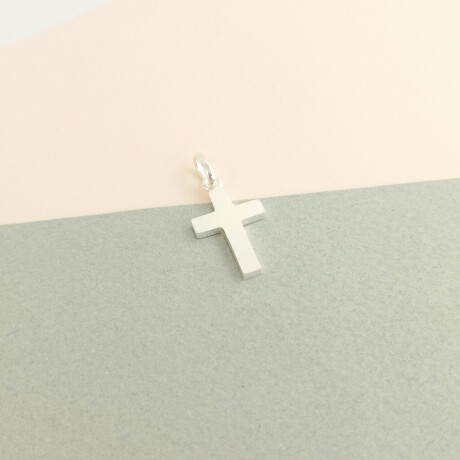 Cruz de Plata 925 Largo 2.7 cm