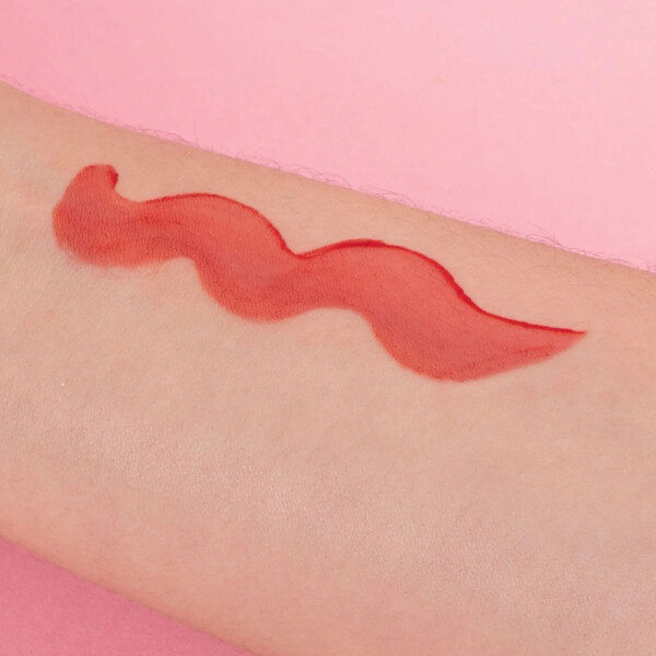 Labial Glossy Minimalist morados Nº02