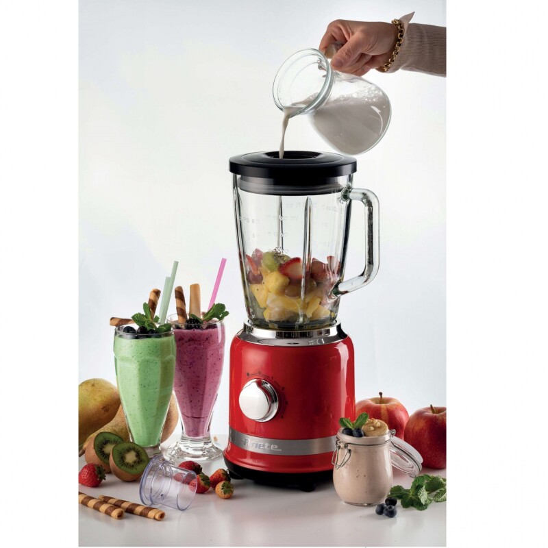 Licuadora moderna con vaso de vidrio rojo Ariete Licuadora moderna con vaso de vidrio rojo Ariete