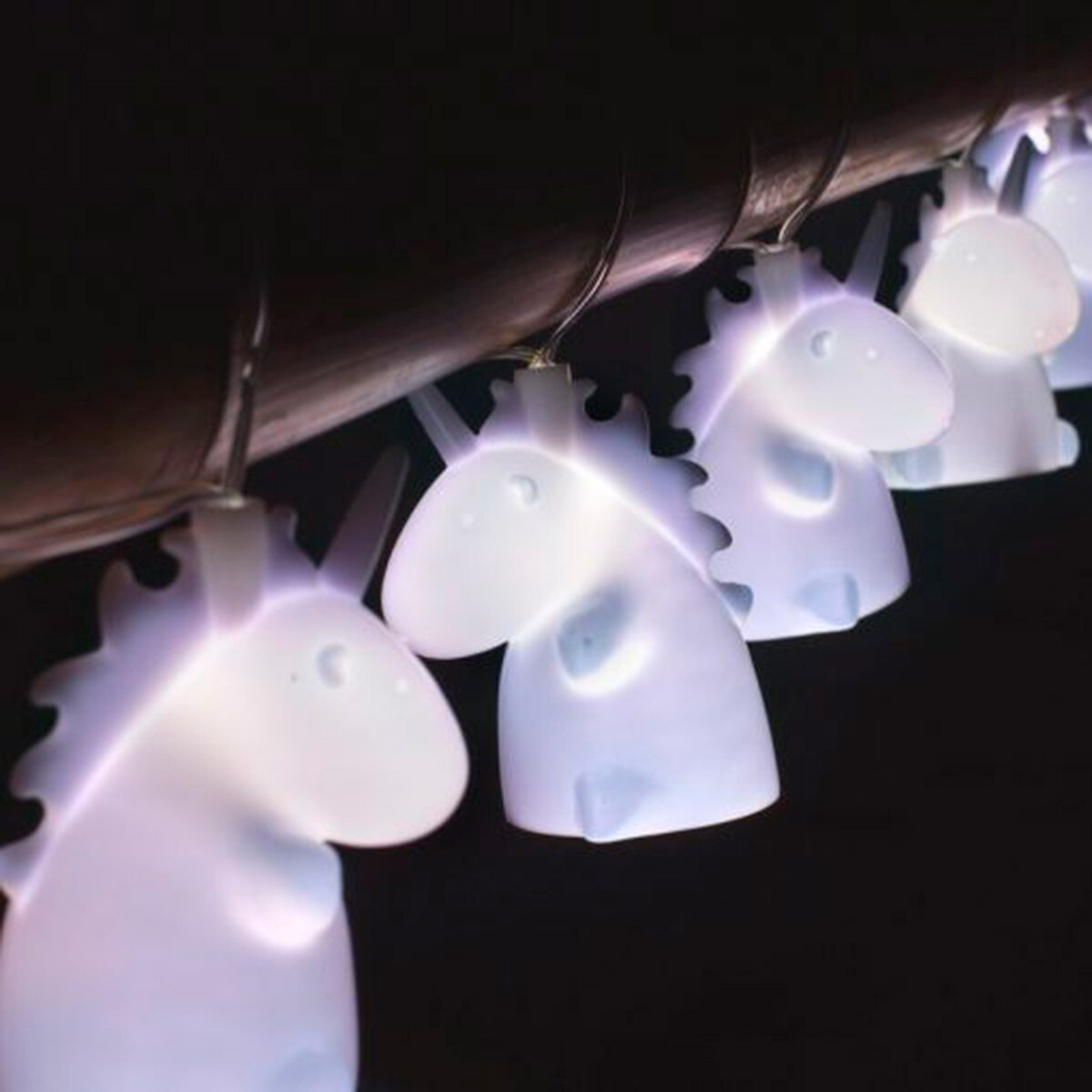 Luces LED con forma de uniconio a pila 
