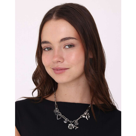 Collares Cortos Multi dijes Plateado