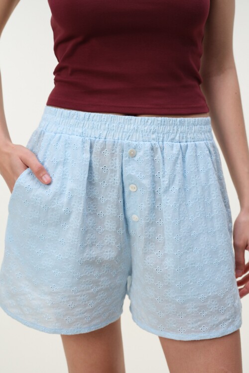 Short Broderie Celeste