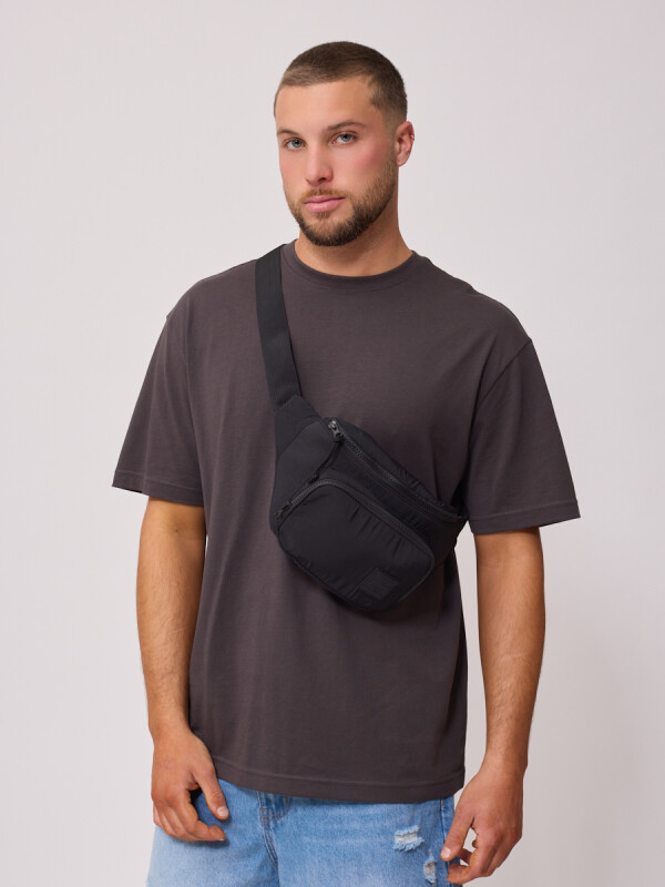 RIÑONERA HACHI RUSTY Negro