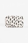 Estuche animal print blanco