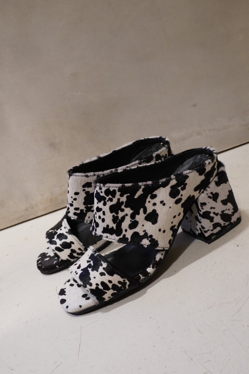 Firework Print Heels Crudo / Negro