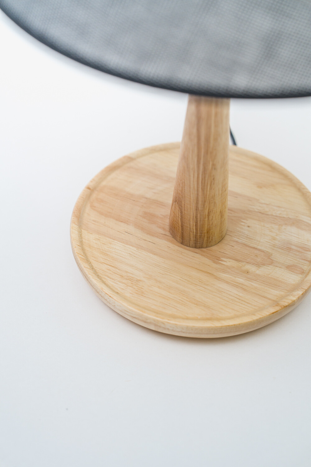 Lampara De Mesa Jhenna Negro