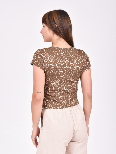 REMERA LANCA VARIANTE 1 (V)