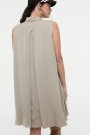 VESTIDO CORTO CON CUELLO Vison