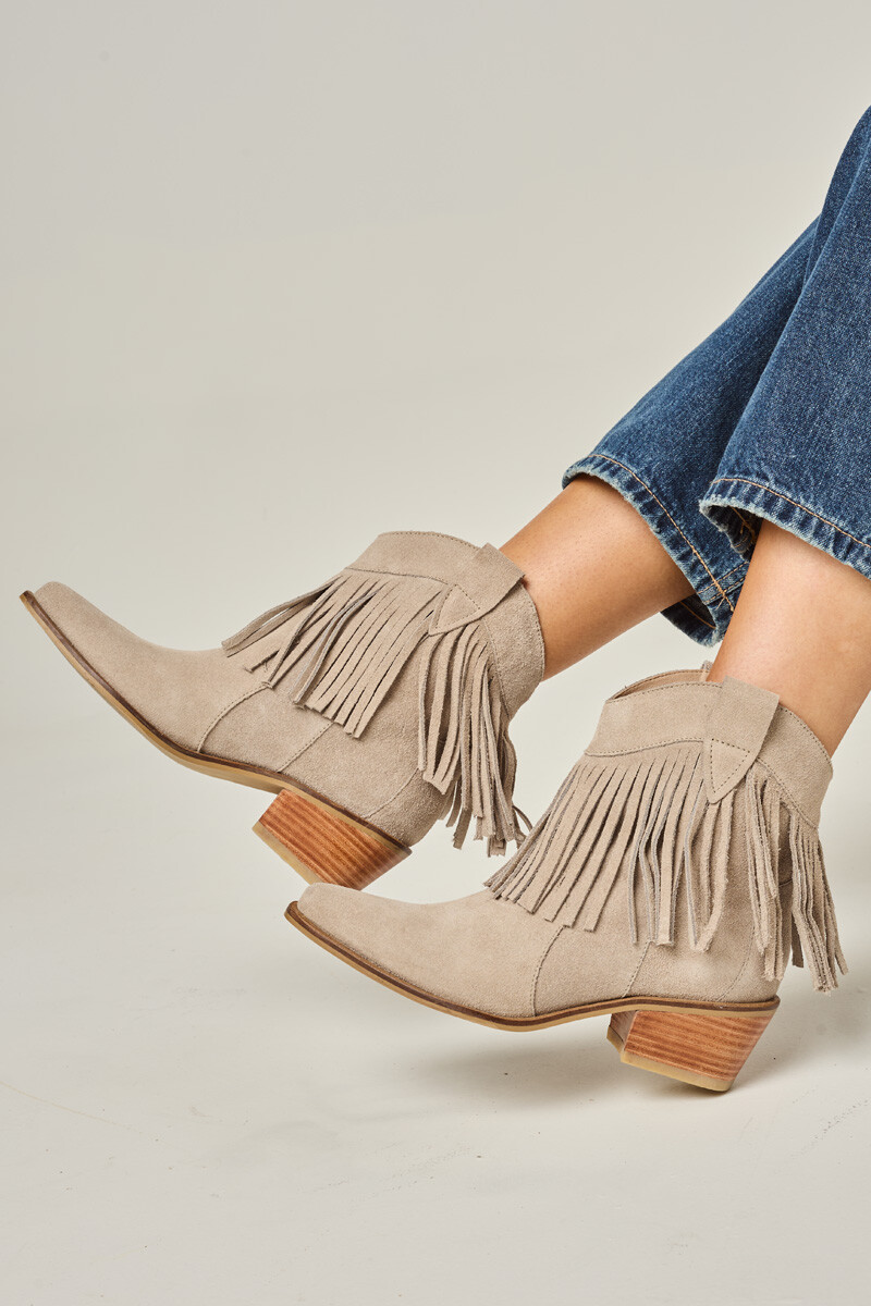 Tejana dakota Visón