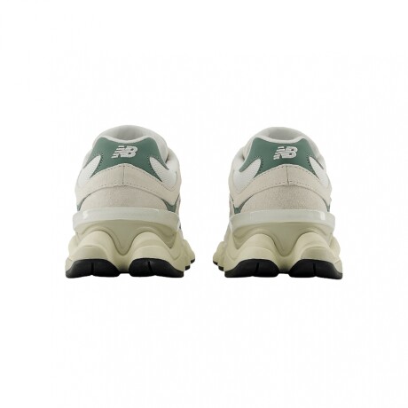 New Balance 9060 EEI