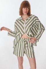 Short Balt Rayas Verde