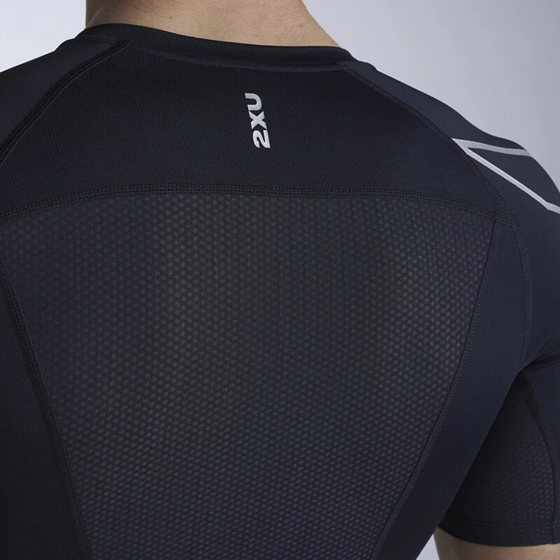 Remera 2XU Core Compression Short Sleeve Negro
