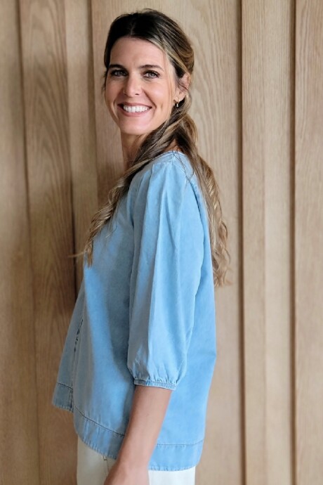 Blusa Petunia Denim Celeste