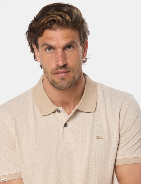 REMERA POLO ESTAMPADA Beige