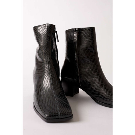 Bota Mirna Black