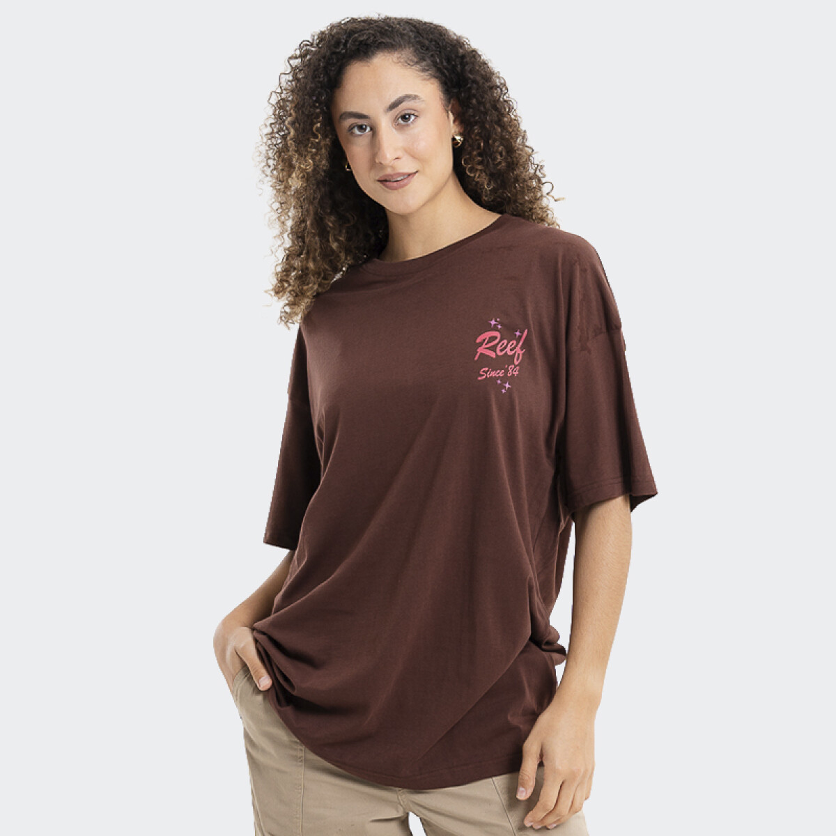Remera Reef Over Sized - Marrón 