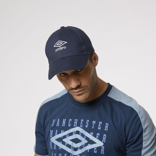 Gorro Caphat Umbro 019