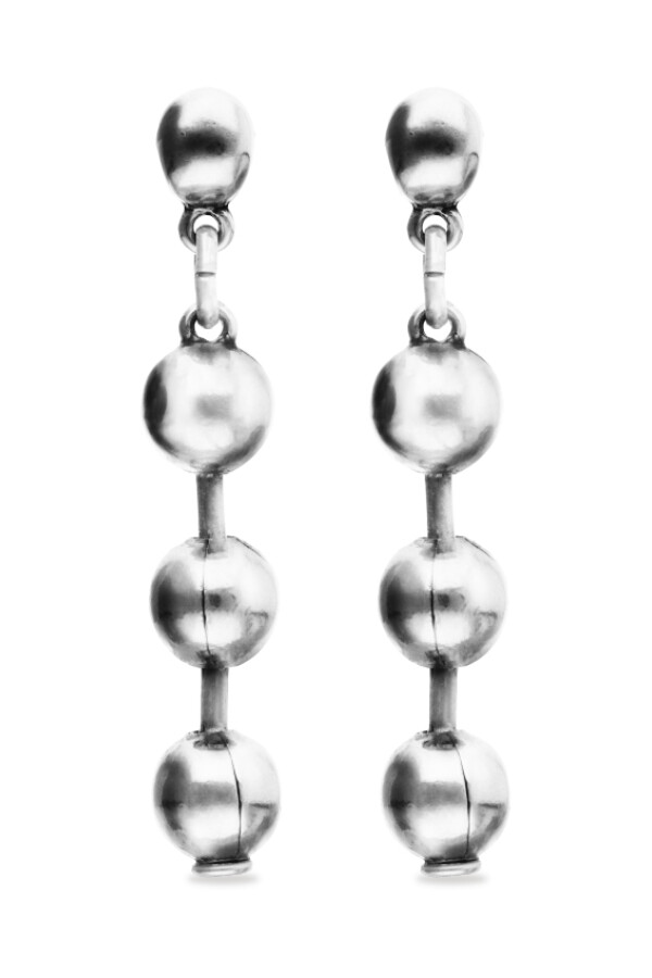 PENDIENTES LARGOS DE BOLAS DE ALEACIÓN DE METALES BAÑADOS EN PLATA DE LEY Pendiente