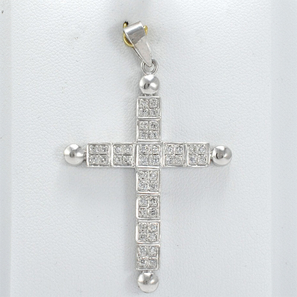Cruz En Oro 18K Blanco Y Brillantes. Cruz En Oro 18K Blanco Y Brillantes.