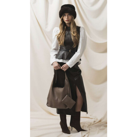 Cartera Elizabeth Tostado