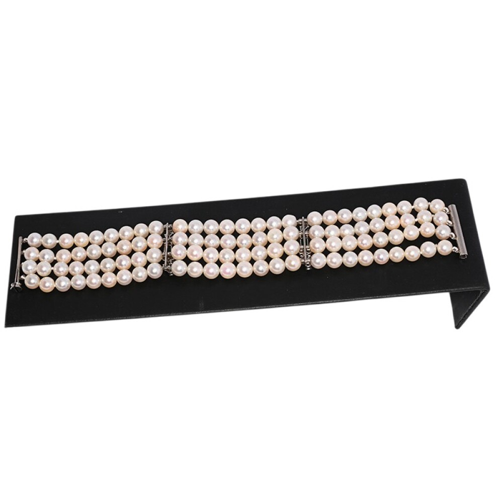 Pulsera 4 hilos perlas oro blanco con esmeraldas y brillantes Pulsera 4 hilos perlas oro blanco con esmeraldas y brillantes