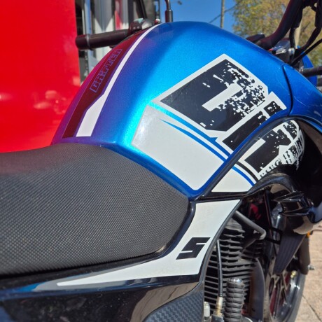 Yumbo Racer 200 Usada Yumbo Racer 200 Usada
