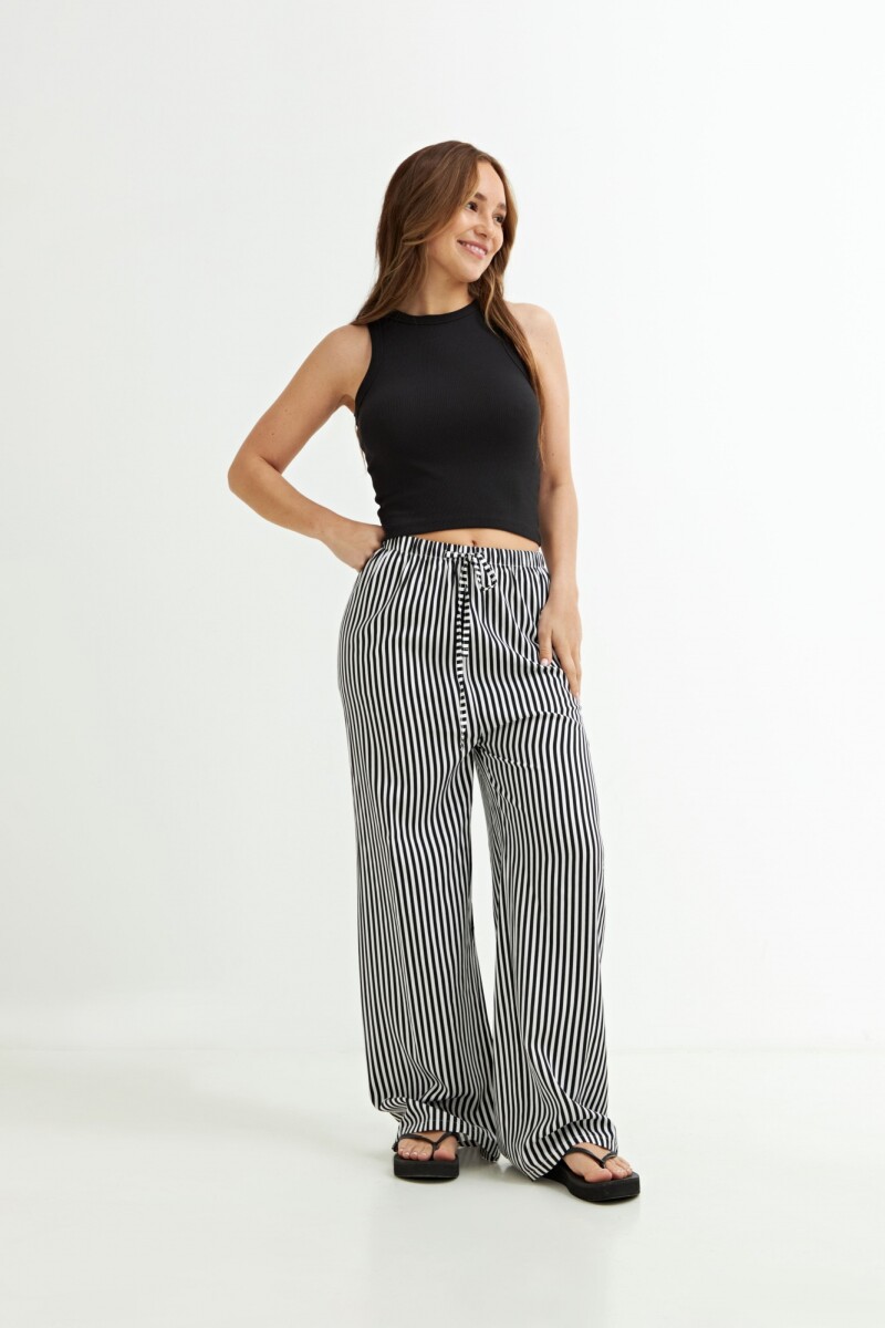 Musculosa cropped NEGRO