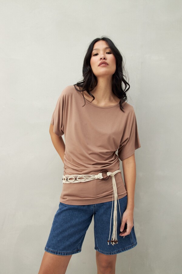 REMERA BINDER Visón