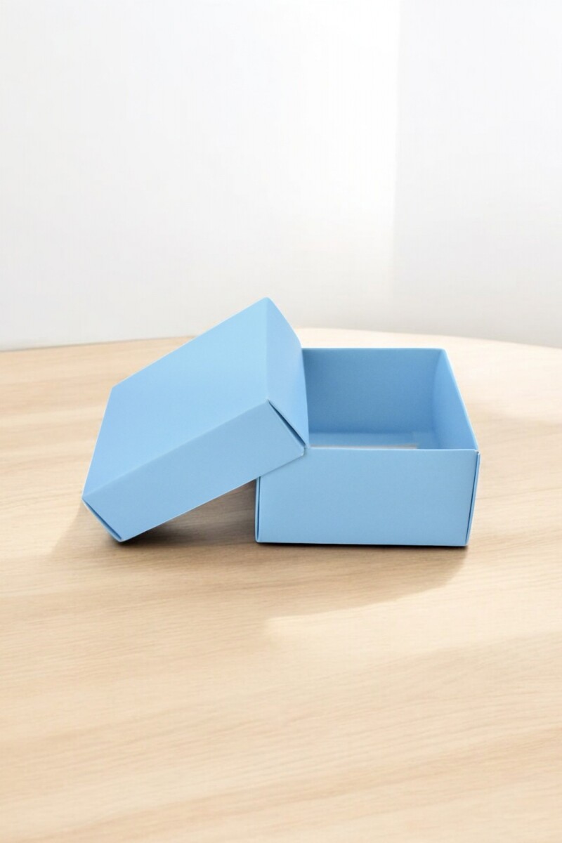 Caja Cuadrada 8x8x4,5 cm - CELESTE 