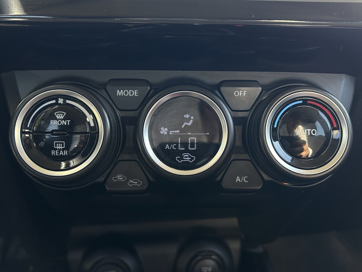 Suzuki Swift GLS Hybrid EXCELENTE ESTADO!|Permuta / Financia Suzuki Swift GLS Hybrid EXCELENTE ESTADO!|Permuta / Financia