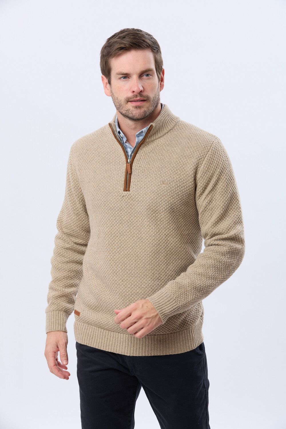 BUZO TEJIDO TEXTURADO Beige