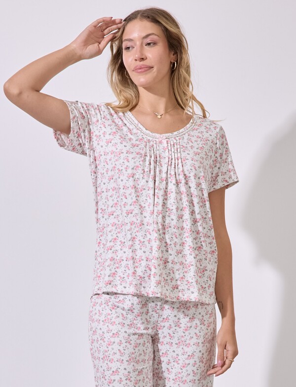 Set Pijama Remera & Capri MULTI/BLANCO